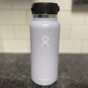 32oz Hydro Flask- Lilac!